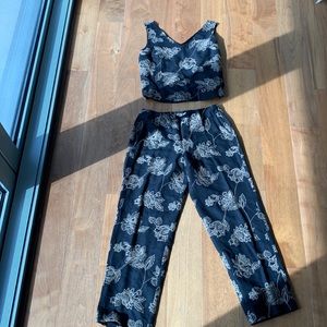 Vintage Tommy Bahama Silk Top and Pant Set Black With Tan Embroidery Size 2